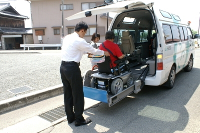 但陽信用金庫　粟賀支店_写真